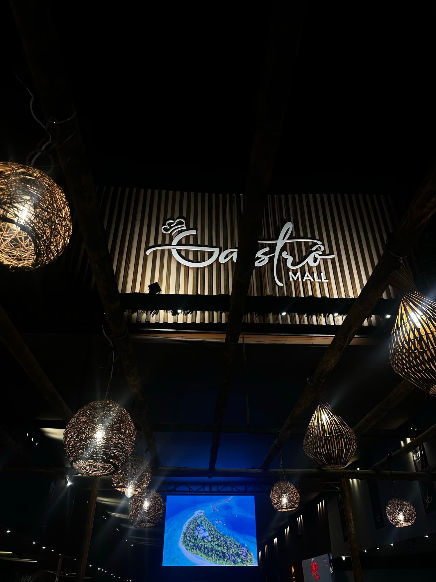 Ambiente do Gastrô Mall onde será inaugurado o Zakaya